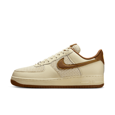 Nike Air Force 1 '07 LV8 Men's Shoes. Nike.com